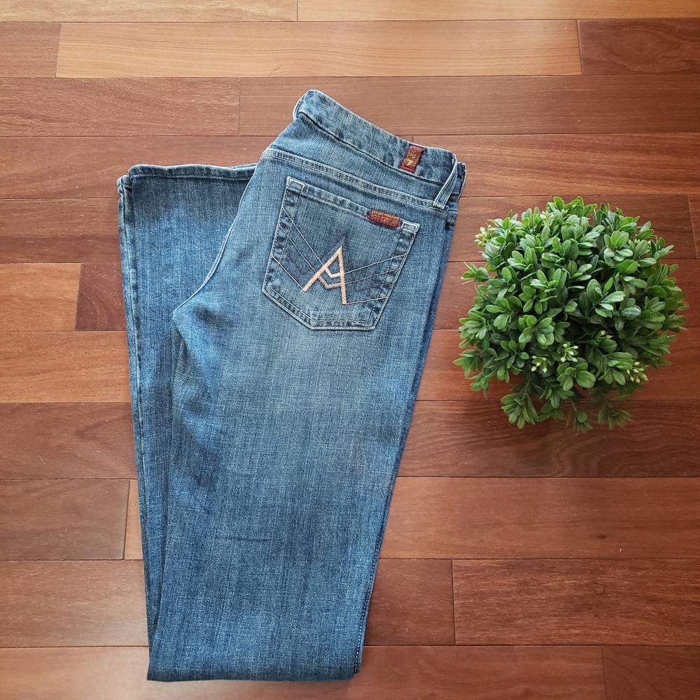GENTLY used 7 for all mankind "A" pocket jeans